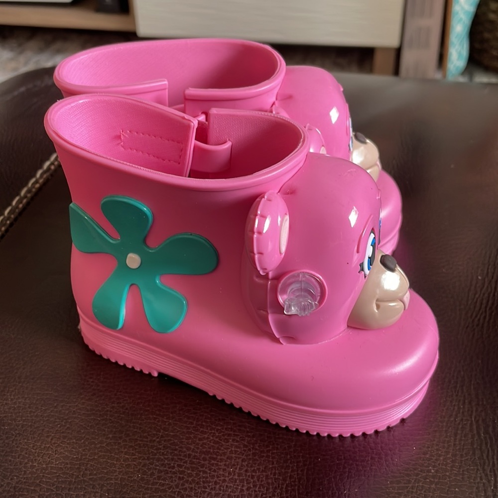 Mini Melissa Booties - Picture 2 of 6